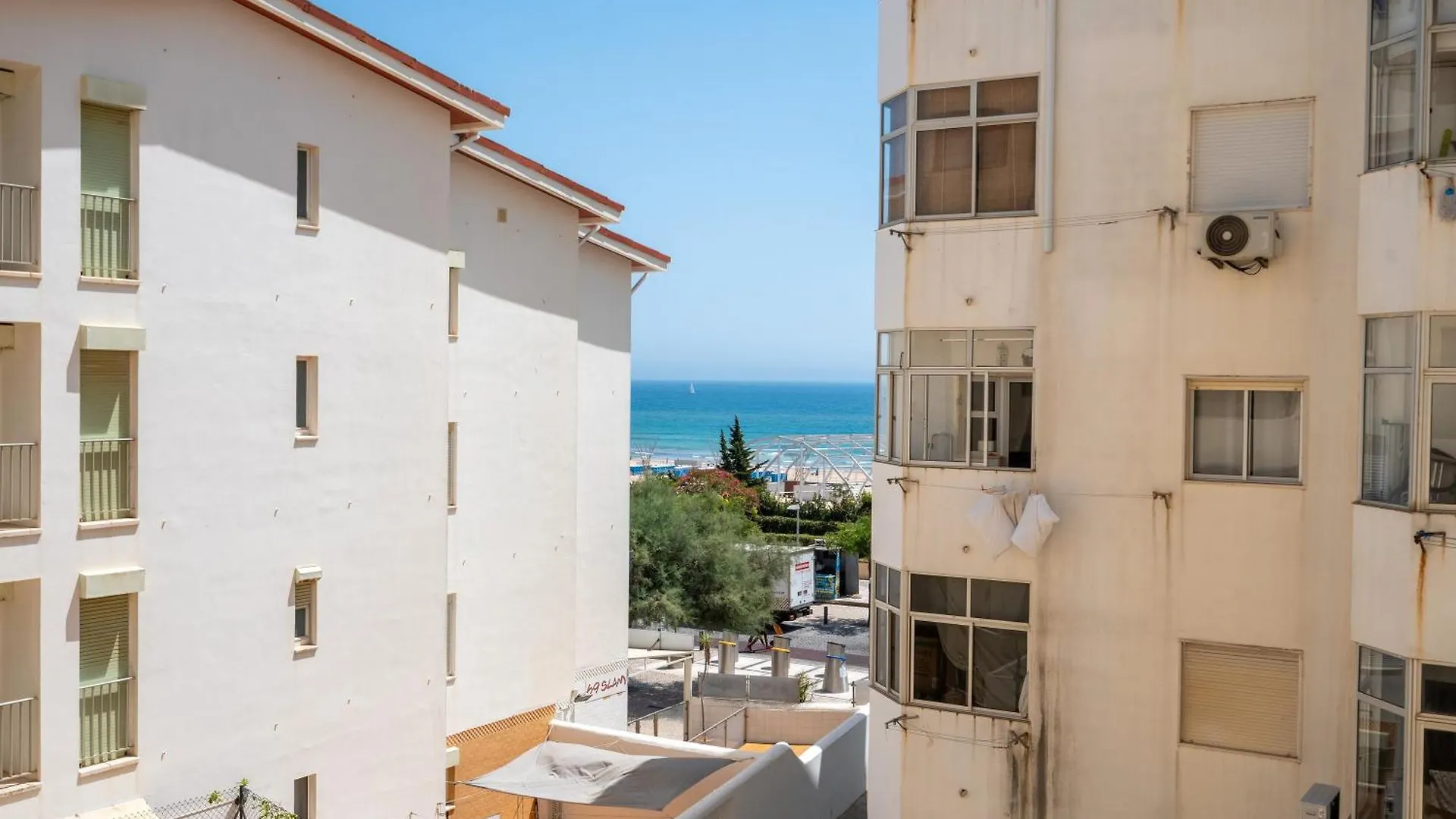 Rocha Beach Apartment Portimao